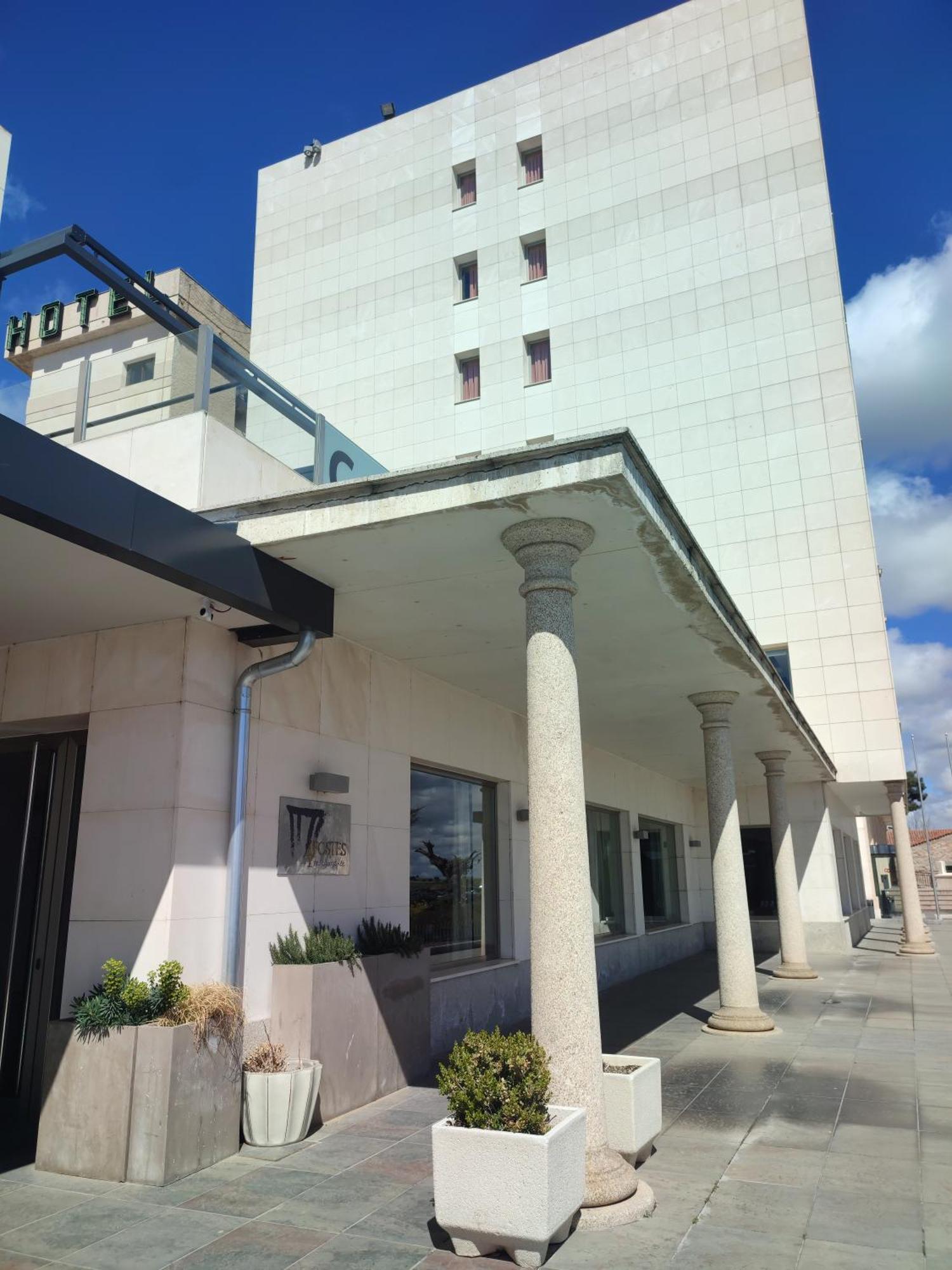 Hotel Sercotel Cuatro Postes Ávila Ngoại thất bức ảnh