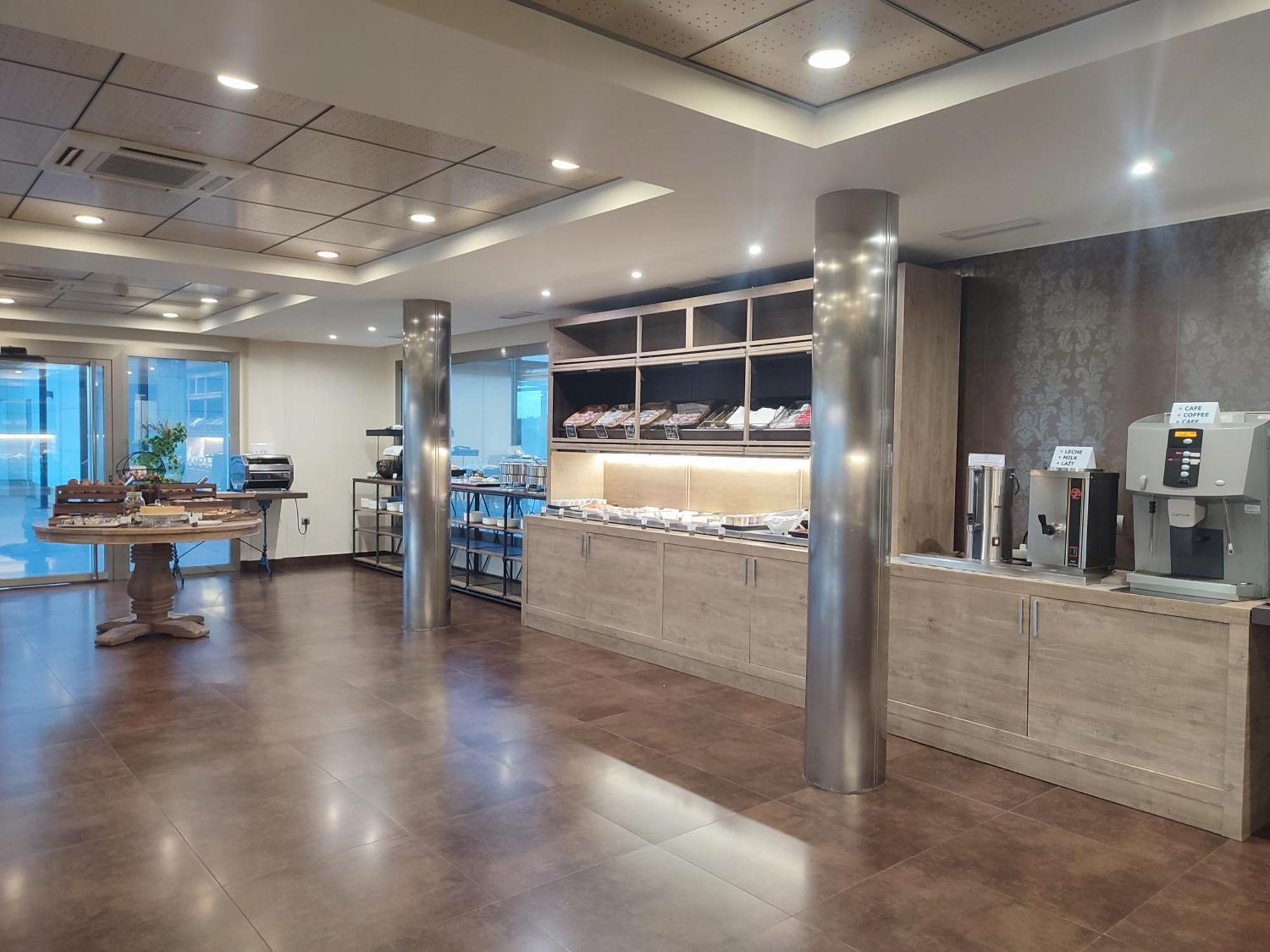 Hotel Sercotel Cuatro Postes Ávila Ngoại thất bức ảnh
