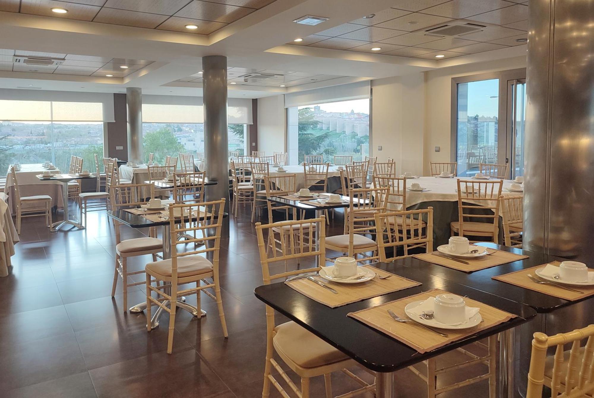 Hotel Sercotel Cuatro Postes Ávila Ngoại thất bức ảnh