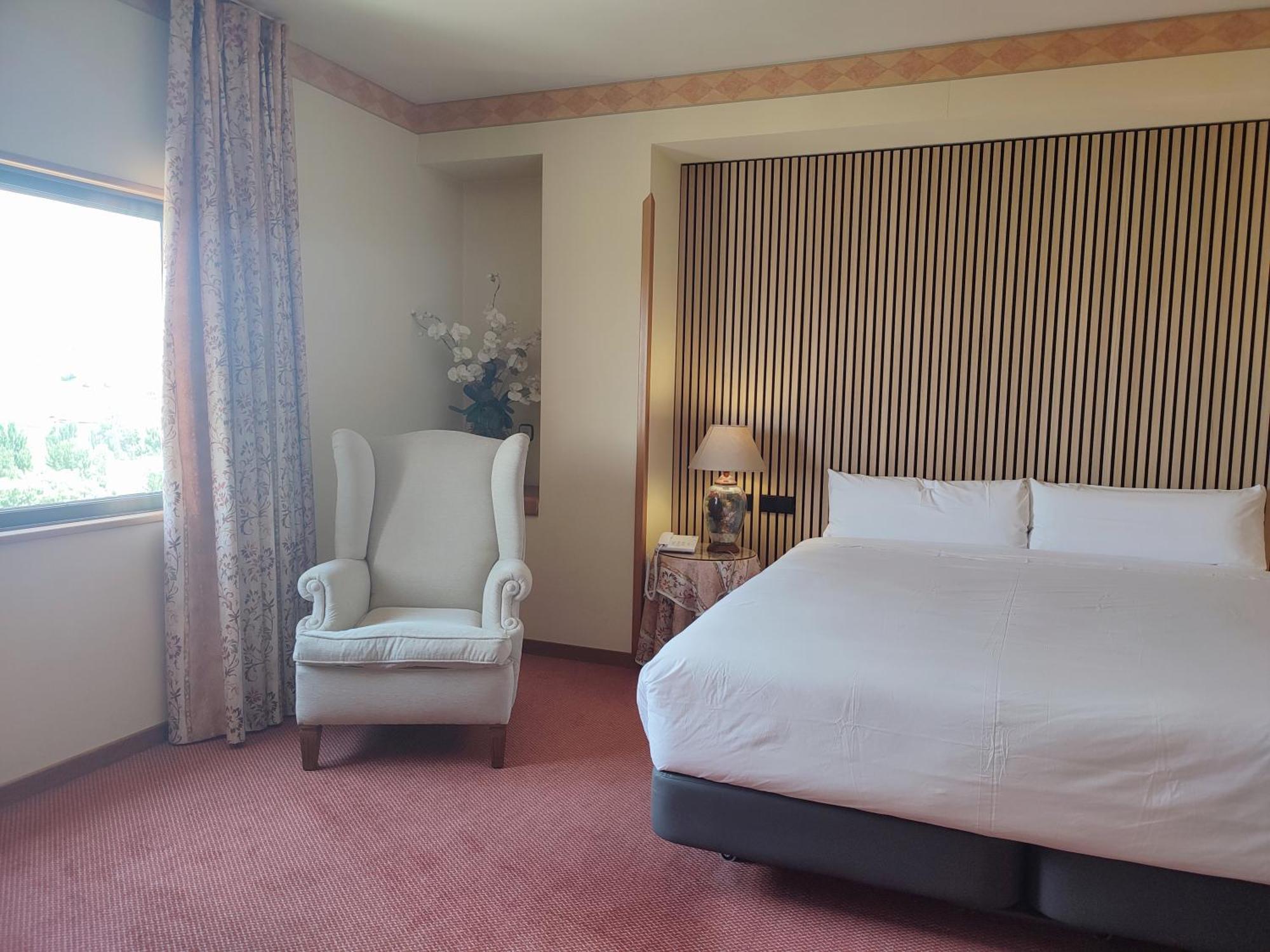 Hotel Sercotel Cuatro Postes Ávila Ngoại thất bức ảnh