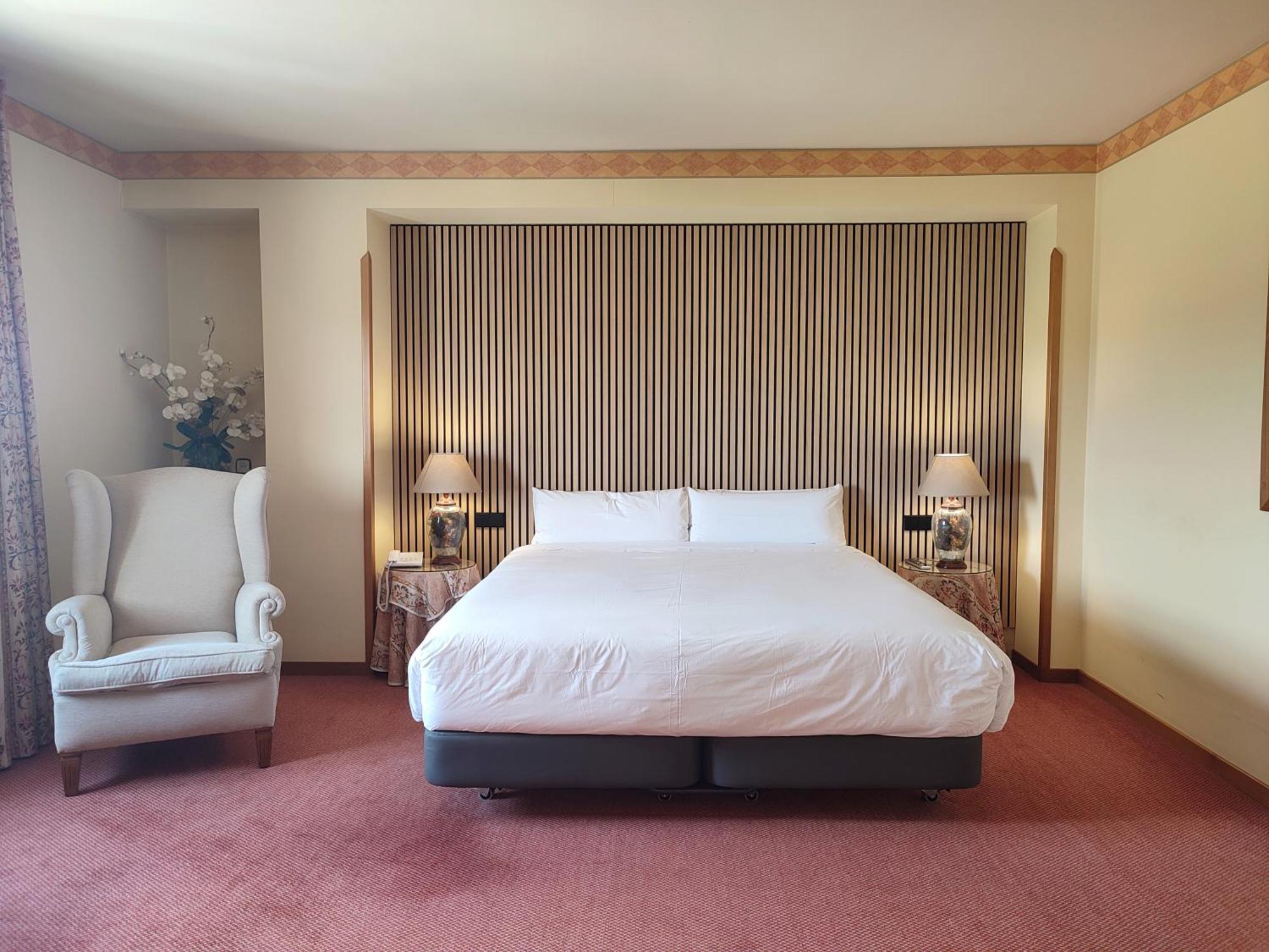 Hotel Sercotel Cuatro Postes Ávila Ngoại thất bức ảnh
