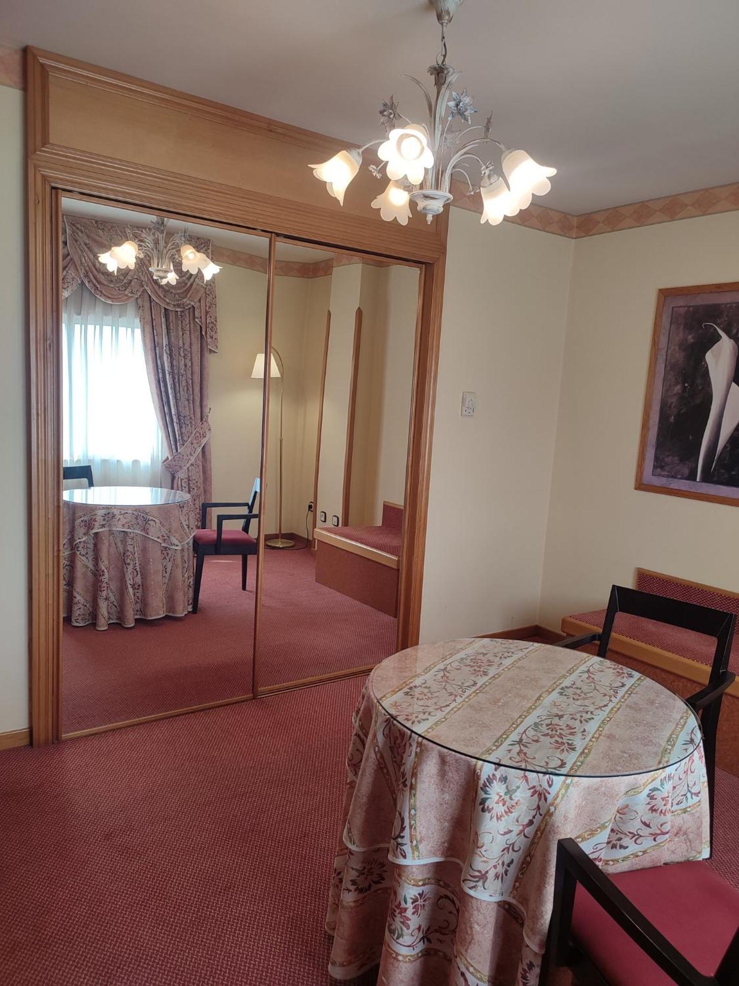 Hotel Sercotel Cuatro Postes Ávila Ngoại thất bức ảnh