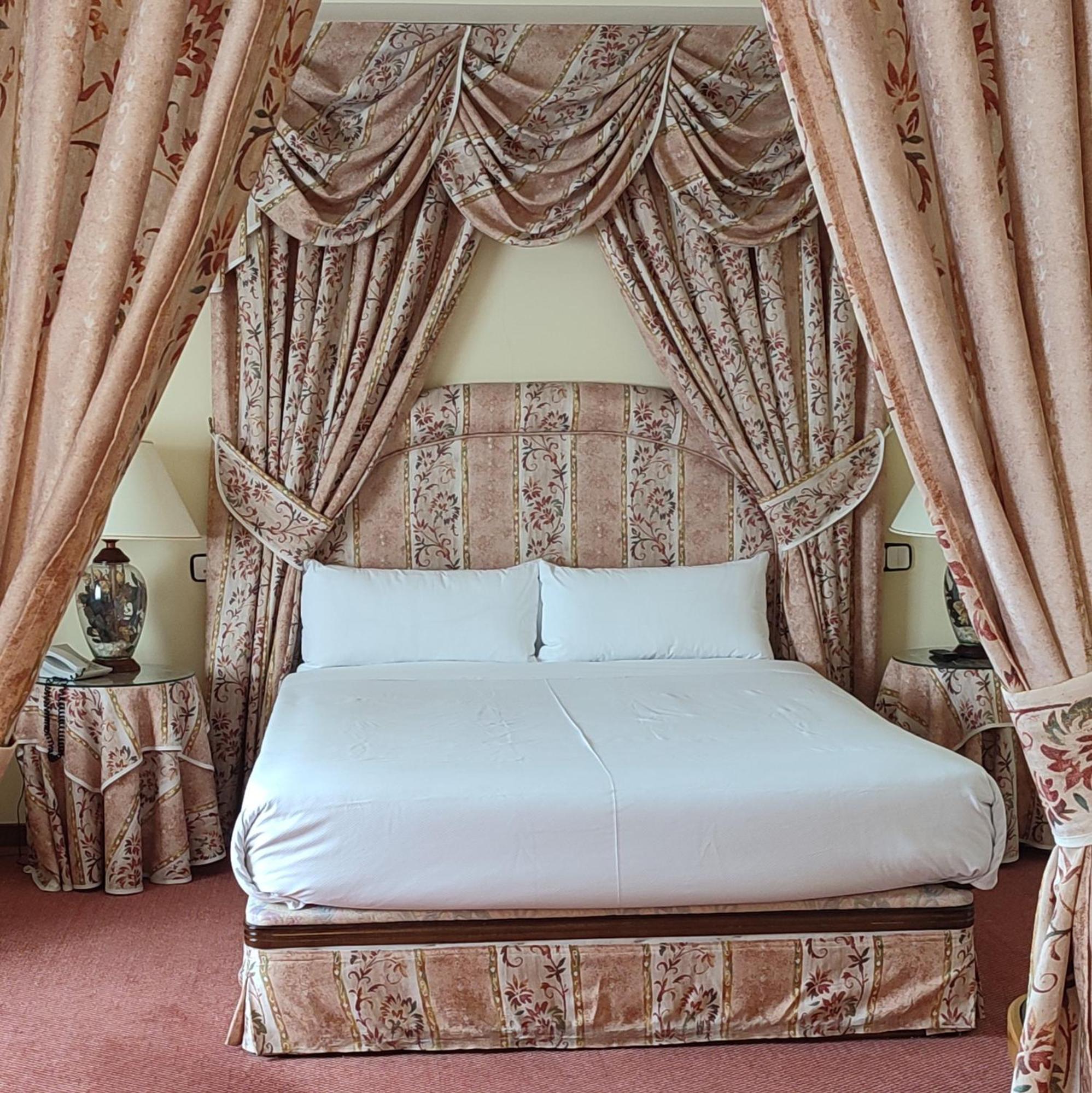 Hotel Sercotel Cuatro Postes Ávila Ngoại thất bức ảnh