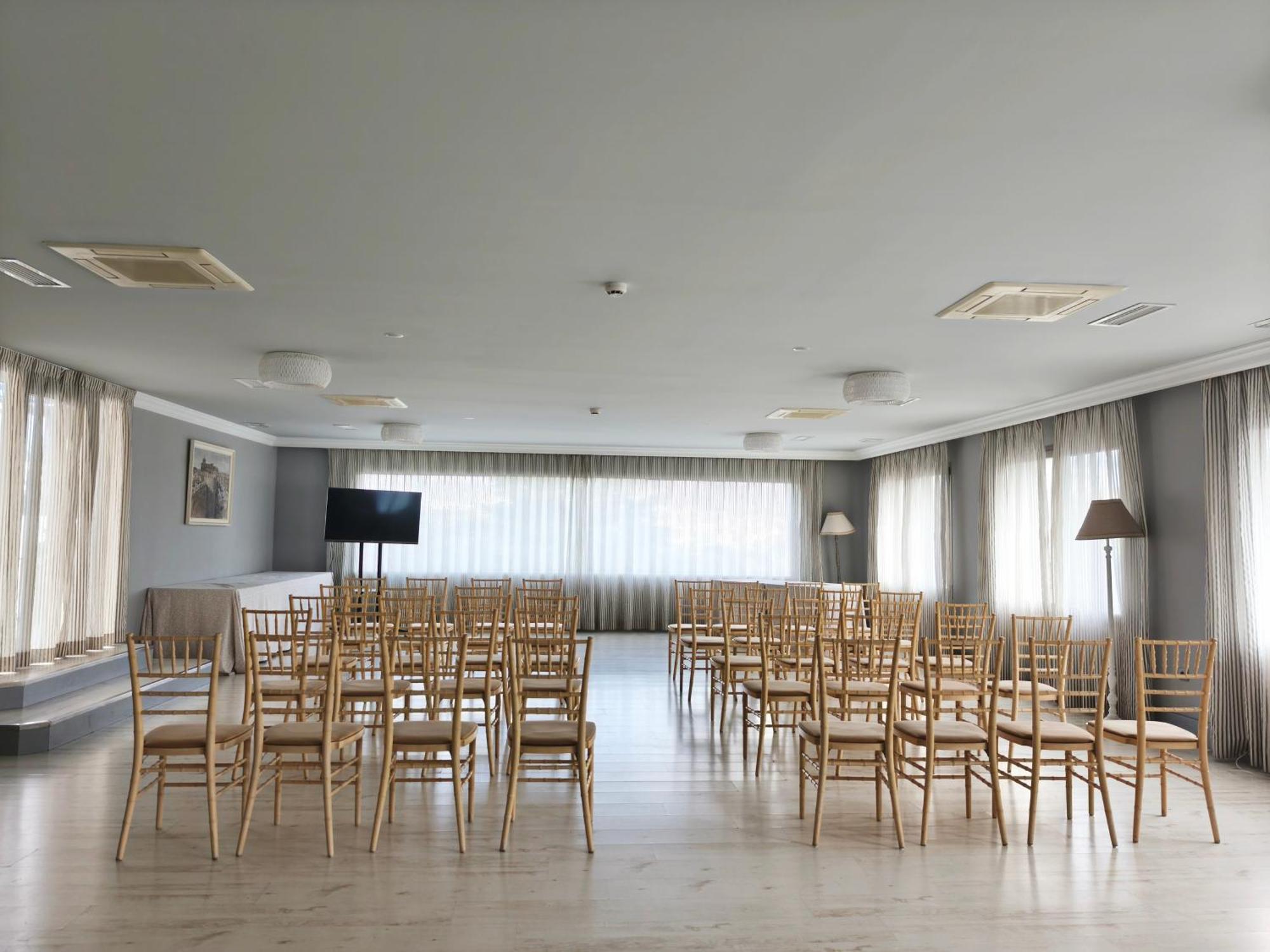 Hotel Sercotel Cuatro Postes Ávila Ngoại thất bức ảnh